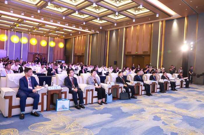 2开幕式现场.jpg 2开幕式现场.jpg