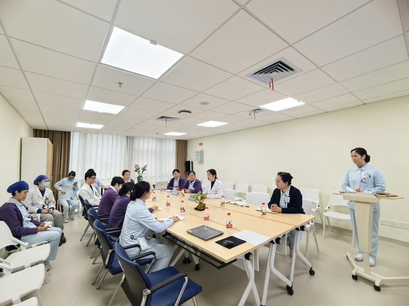 老年医学消化内科开展1例老年直肠恶性肿瘤患者化疗后肝衰竭合并消化道穿孔术后的多学科护理MDT讨论