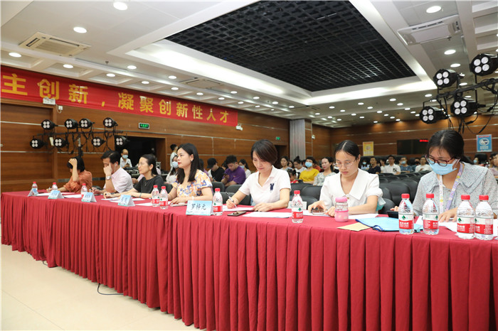 639326f19ea3f93e36cd68fbfdbffea