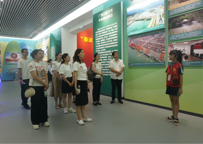 我院核医学科输血科党支部到广西展览馆红色教育基地开展主题党日活动