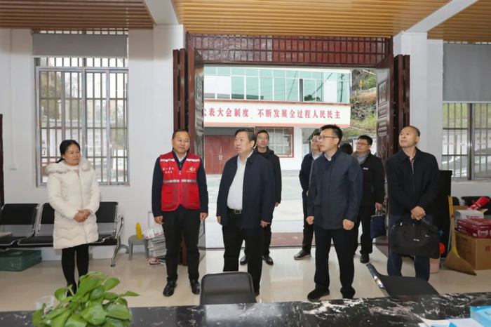 陈俊强副校长带队到我院定点帮扶村开展2024年下半年遍访活动