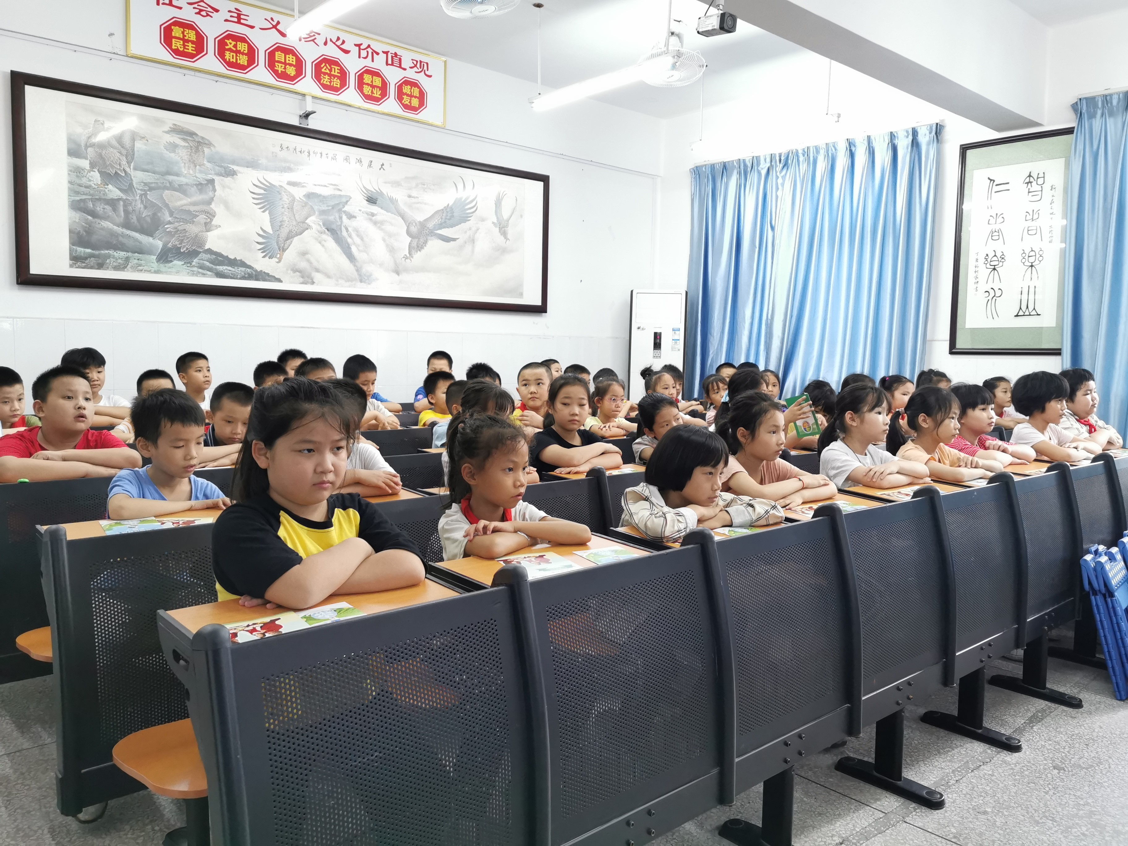 我院临床营养科走进校园开展营养健康科普活动丨“5•20”中国学生营养日