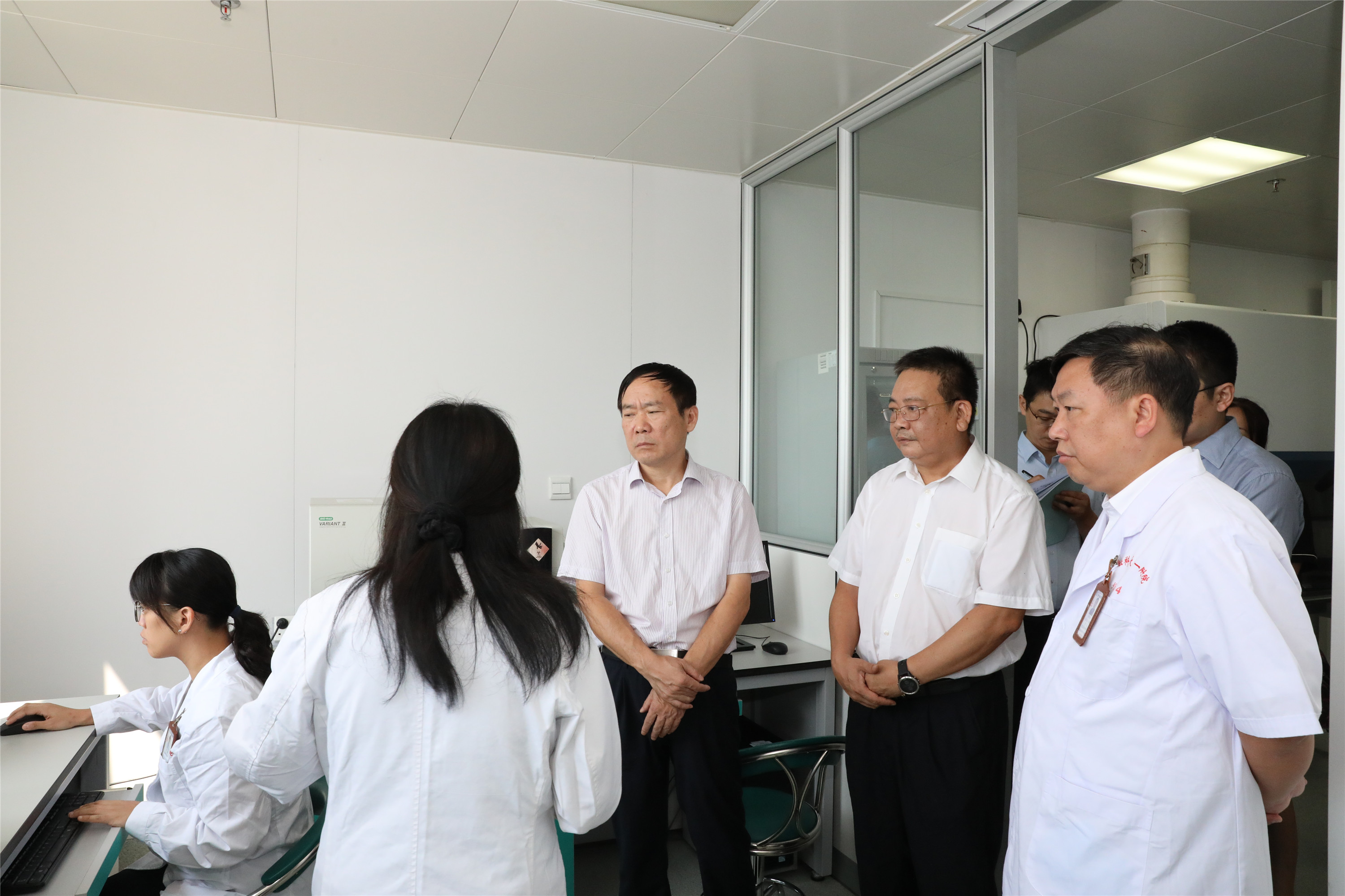 科技部副部长徐南平一行考察调研广西地中海贫血防治临床医学研究中心建设