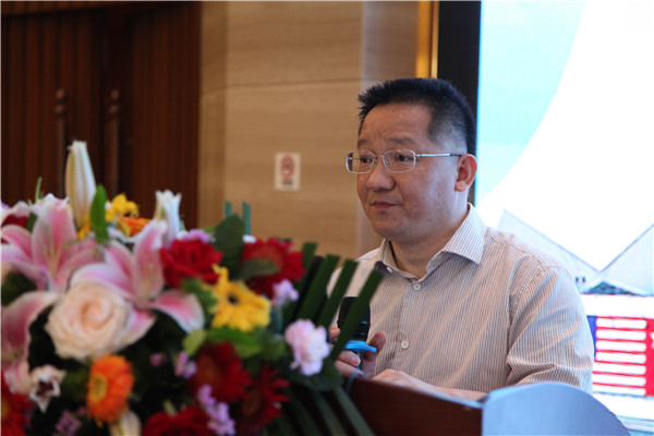 卢德成讲话李浪致辞领导为专科联盟会长单位授牌领导为