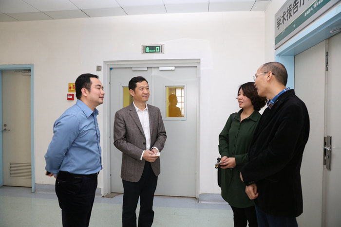 《医科全说》第四期完整视频：全面二孩之生产方式和产后护理