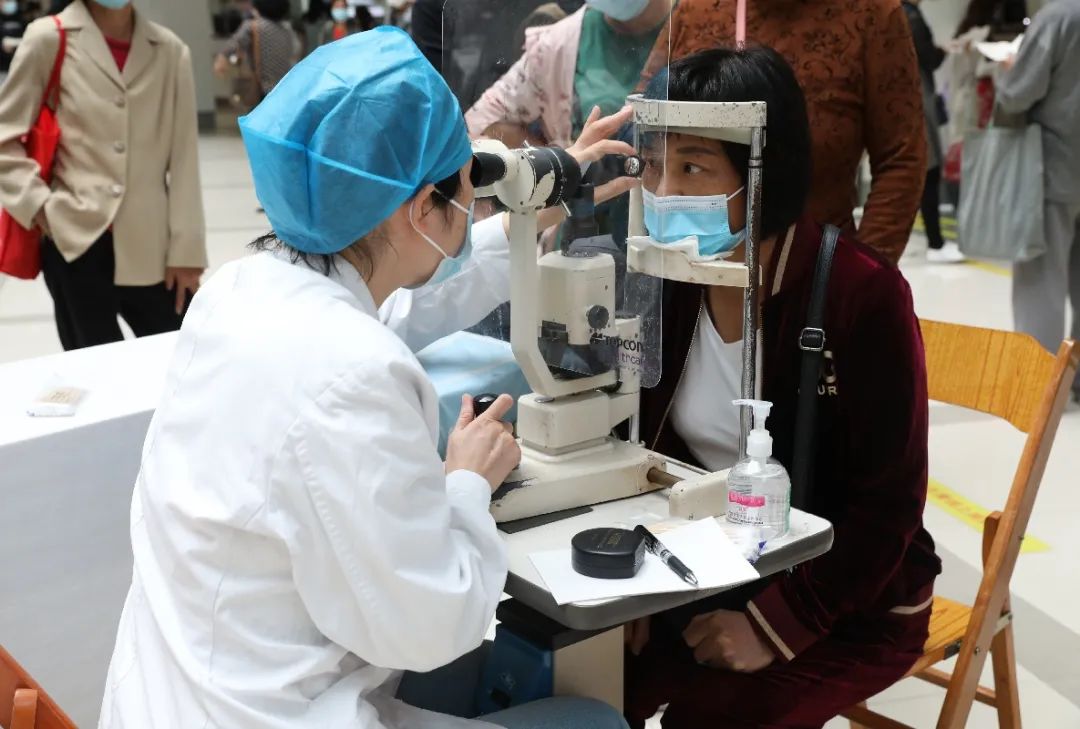 护眼知多少 | 我院眼科开展2020年“世界视觉日”义诊活动