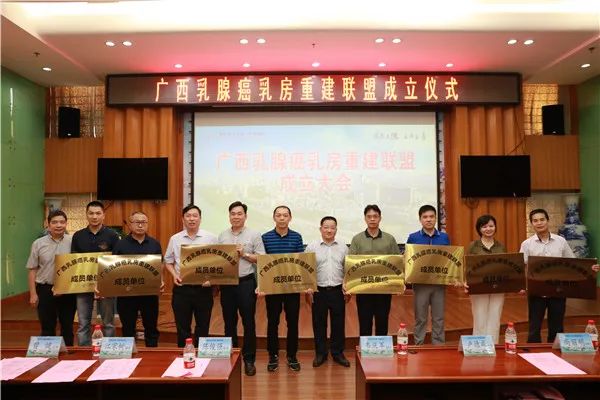 什么时间段做乳房自查最合适？丨关注乳腺癌