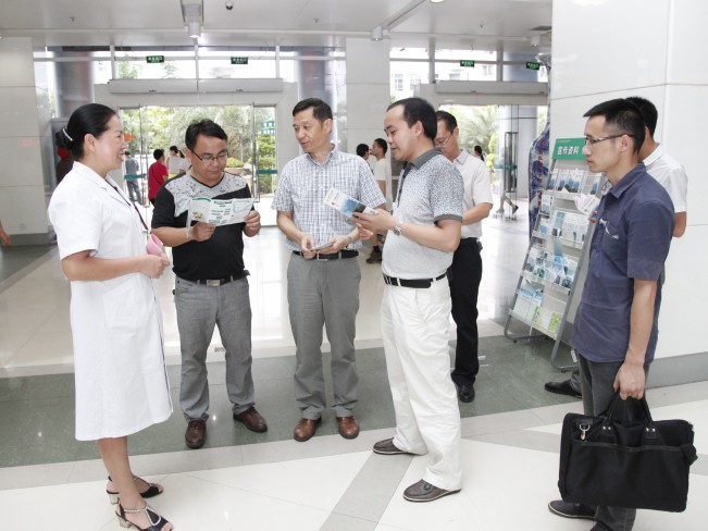 贵州荔波县副县长莫春继一行莅临我院交流签约