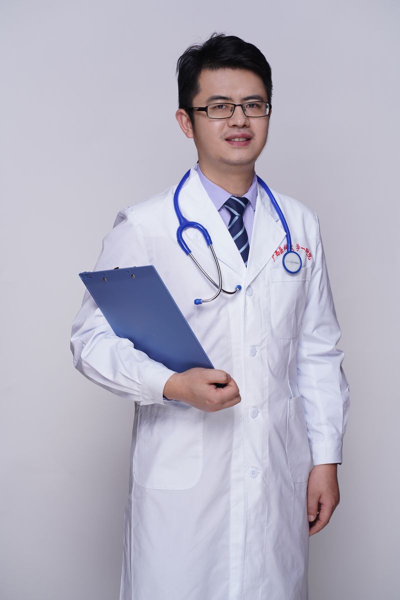 肖仑