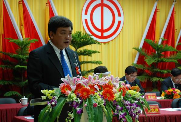 赵劲民院长作医院工作报告