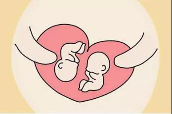 好不容易怀上双胎,医生却建议她做“减胎”手术……