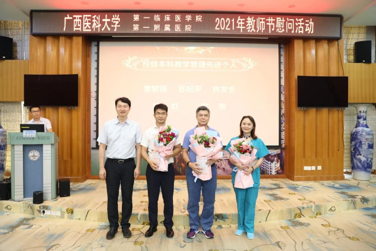 ea605cd6b30db1b967ccfd8221e6a8c1