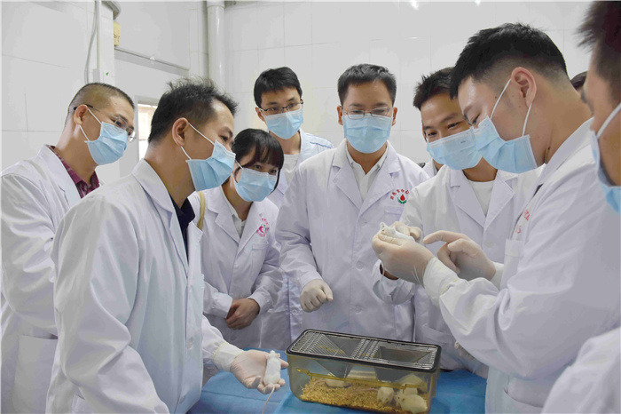 学员实践操作
