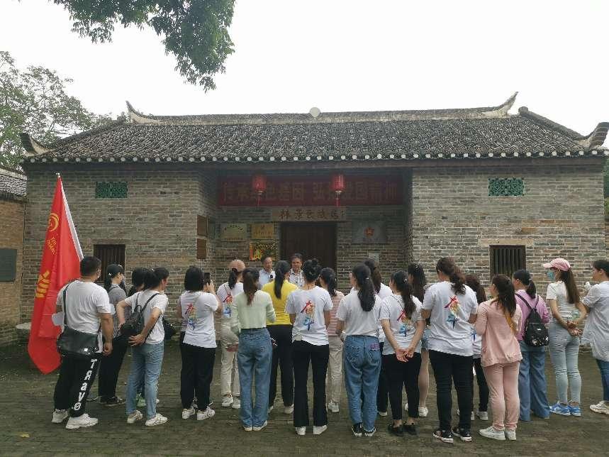 我院急诊科组织广西第十期急诊急救专科护士培训学员开展打卡红色教育基地实践教学活动