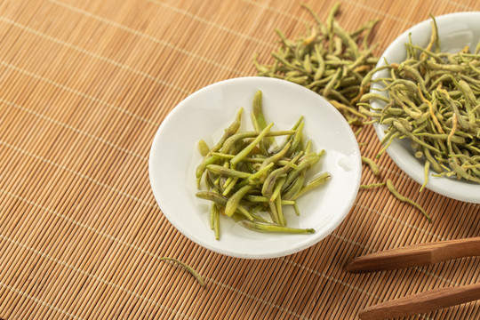 “药铺小神仙”金银花，它的强大功效你也许没想到