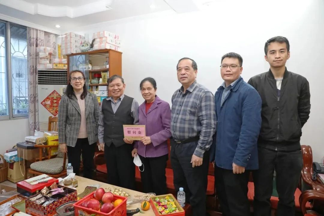 迎新春 送温暖丨我院领导带队开展2023年春节前走访慰问活动