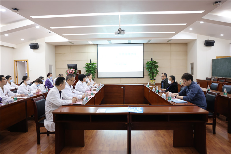 我院儿童呼吸专业顺利完成福棠儿童医学发展研究中心“儿童呼吸学科规范化建设项目”现场考评