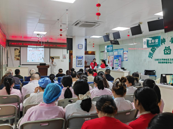 学习党的二十大｜神经内科党支部联合团支部、青年文明号开展“青春先行 医暖人心”学雷锋志愿服务进社区科普义诊活动