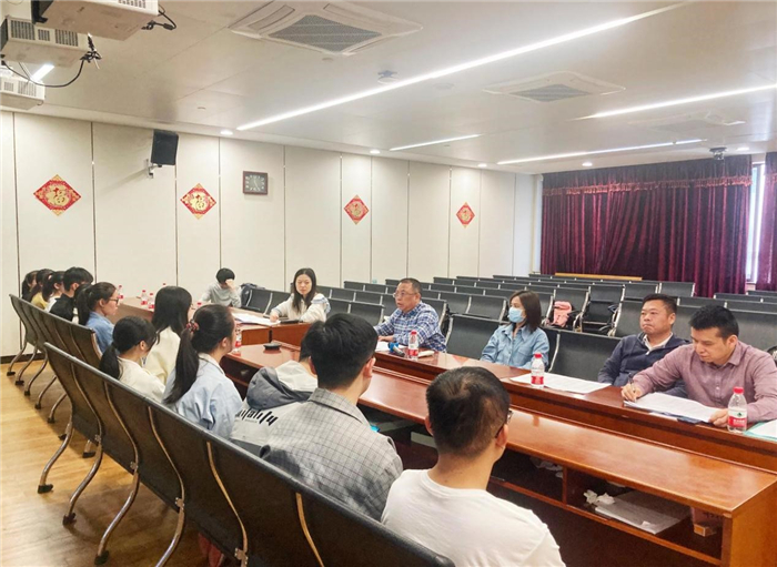 第一临床医学院举行2023届临床医学相关专业毕业生住培报考推进会