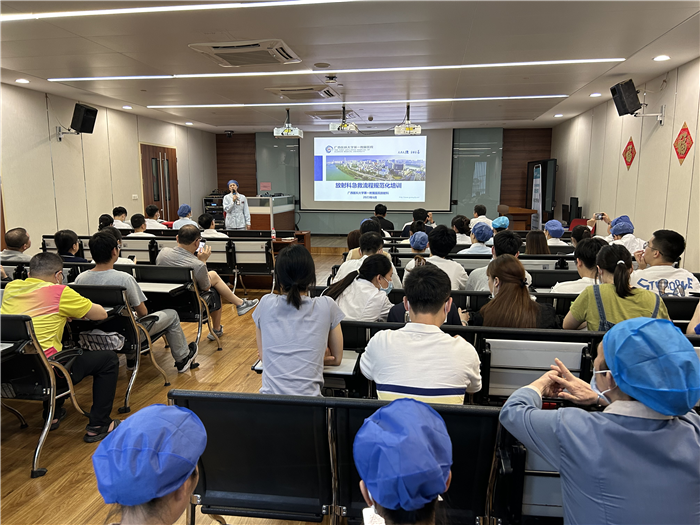 我院放射科开展对比剂不良反应急救技能培训