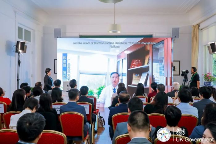 我院成为国家卫健委“中英卫生人才发展平台”首批成员单位