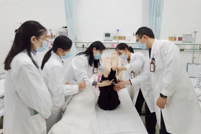 全身型重症肌无力伴胸腺瘤！这类患者围手术期新治疗方法来了