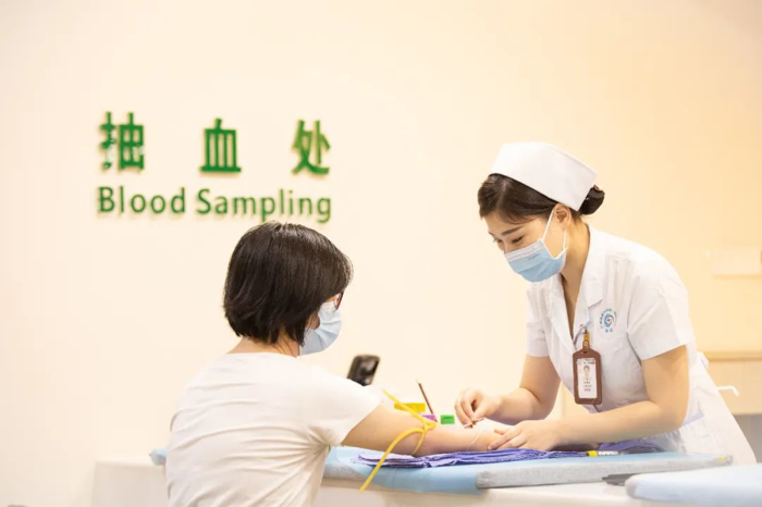 昨晚撸串，影响抽血吗？空腹多少小时为宜？丨体检抽血抢先知