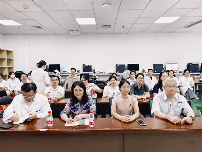 我院病理科党支部与中山大学孙逸仙纪念医院病理科教职工党支部等多个区内外医院党支部联合开展党建业务交流活动