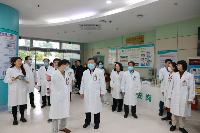 走一线 鼓干劲｜院领导开展新年开工走访慰问
