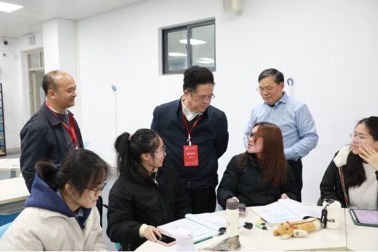 迎春风，焕新貌∣开学第一天校领导带队到我院进行听课看课及教学检查