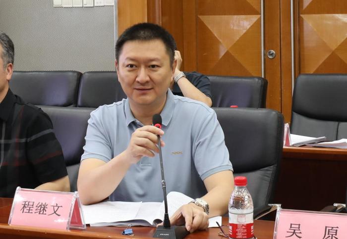 《广西卒中中心评审标准及流程》专家讨论会顺利召开