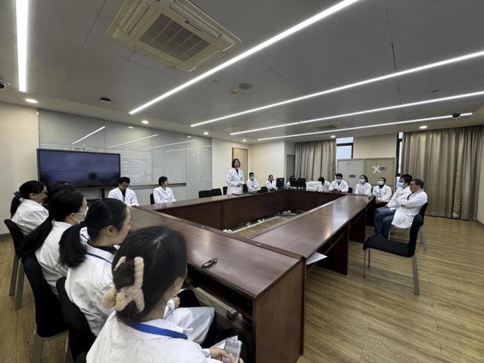 我院圆满完成2025级住培学员第一年度临床技能考核