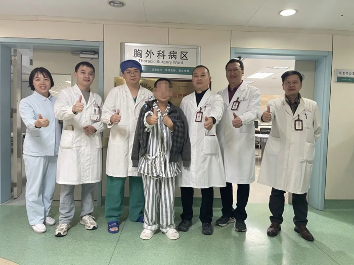 内外联动！心胸外科、神经内科多学科模式联合救治“胸腺瘤合并重症肌无力危象”急危重症患者
