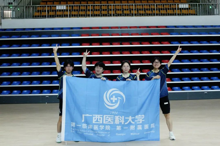 喜讯！第一临床医学院乒乓健儿斩获广西医科大学“乒搏杯”乒乓球团体竞赛冠军