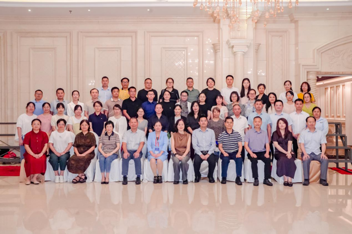 2025年度结缔组织病相关肺间质和肺血管病学习班暨临床疑难病例讨论学习班举办
