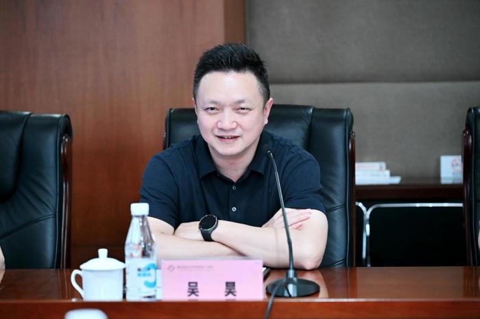 郑宝石院长带队赴重庆医科大学附属第一医院开展学科建设管理深度交流