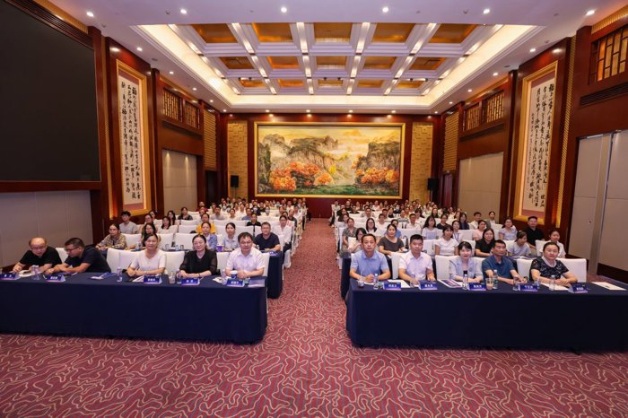 “繁星计划”国家慢阻肺病基层诊疗赋能项目基层巡讲南宁站圆满落幕