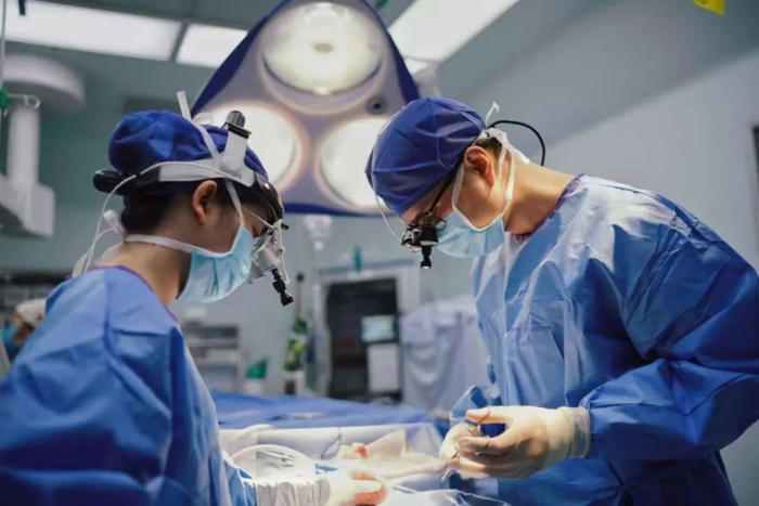 15分钟拆除“炸弹”！广西医科大一附院多学科团队联合护航，高钙血症孕妇转危为安