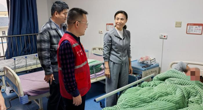 院领导到青龙村开展2026年第一季度走访调研活动