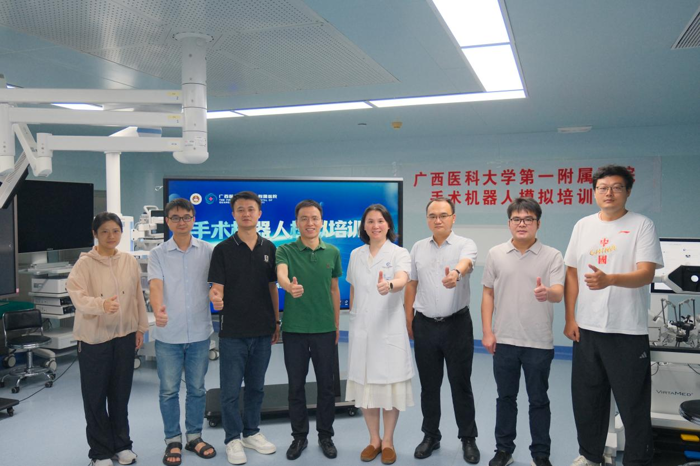 我院2026年手术机器人模拟培训班圆满收官