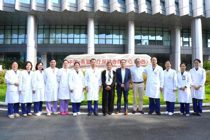 墨西哥麻醉医学代表团到访广西医科大学第一附属医院参观交流